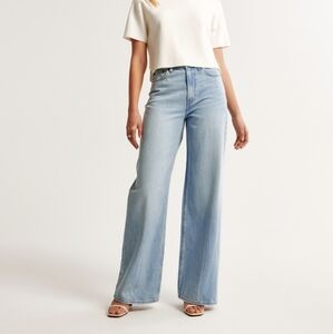 Abercrombie Wide Leg High-rise Size 27 4 Light Wash